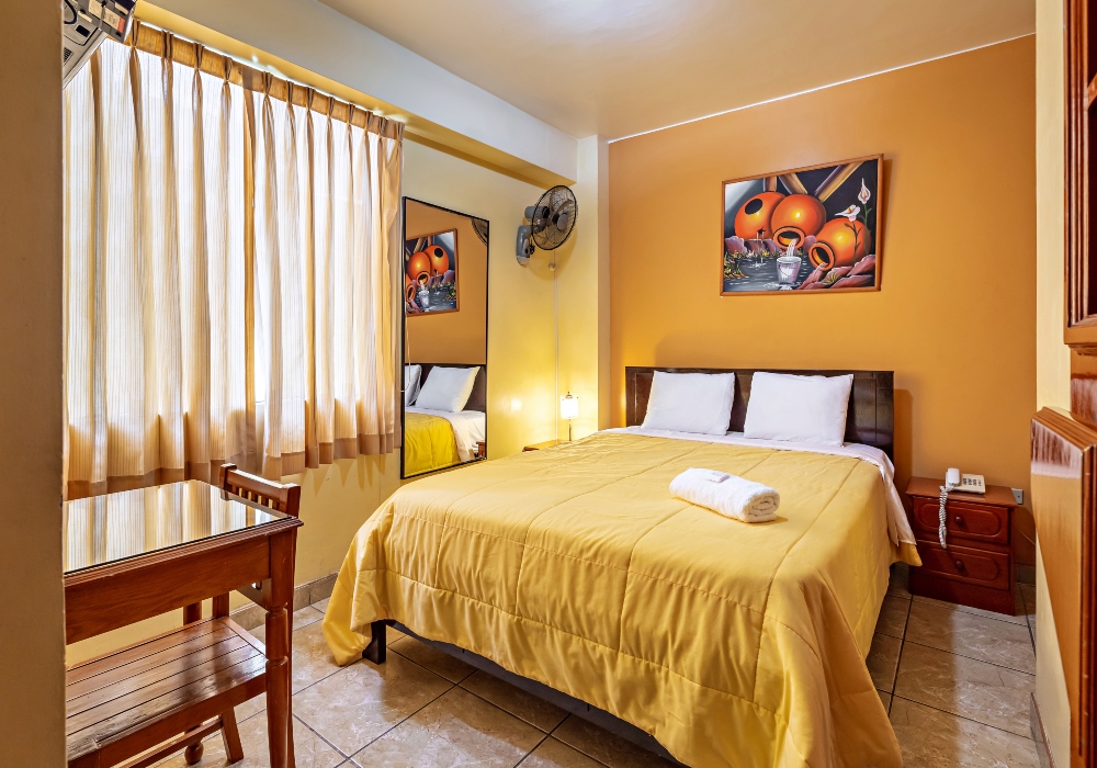 HABITACIÓN MATRIMONIAL